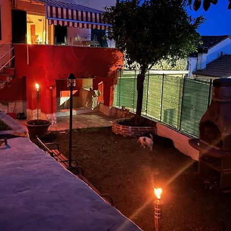 Red House Villa Tivegna Luaran gambar