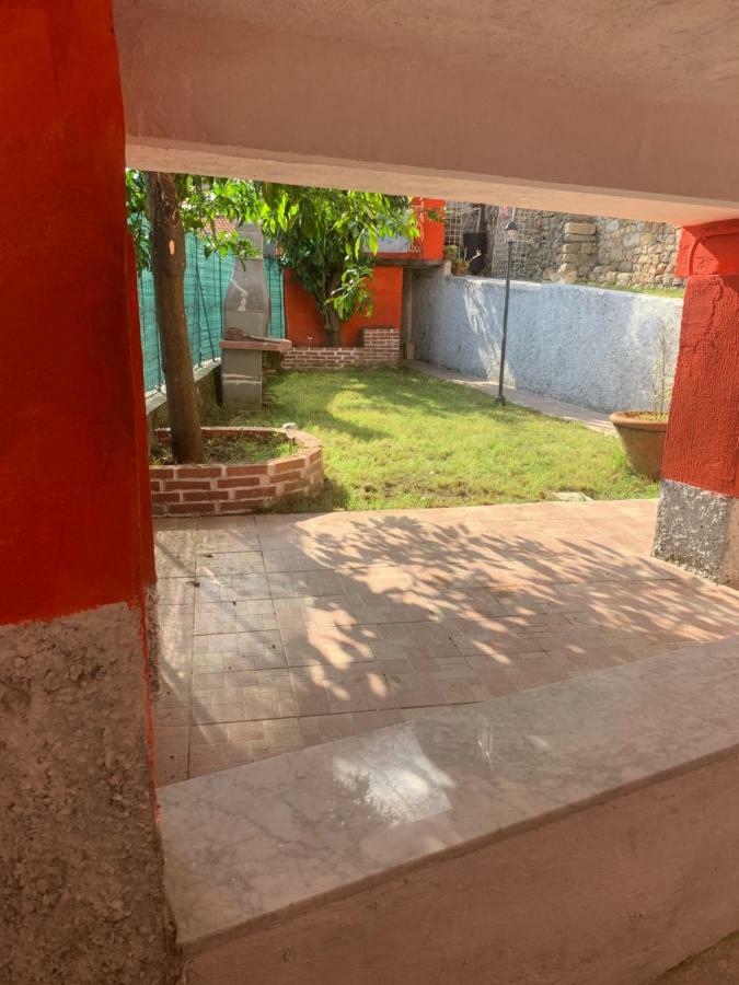 Red House Villa Tivegna Luaran gambar